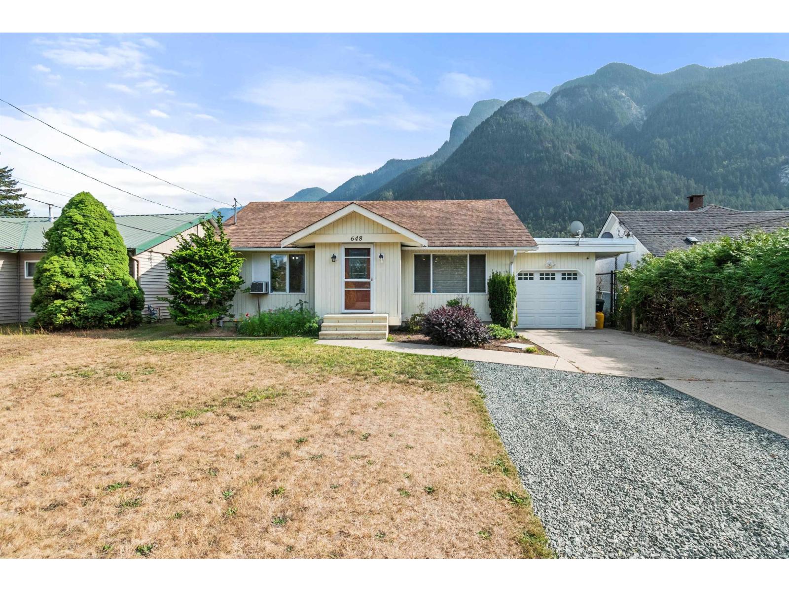 648 HUDSON BAY STREET|Hope