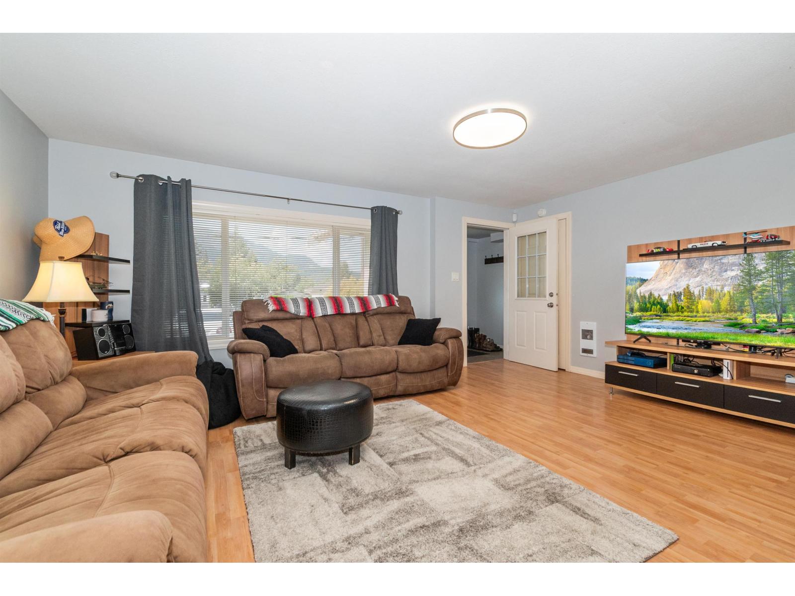 648 HUDSON BAY STREET|Hope