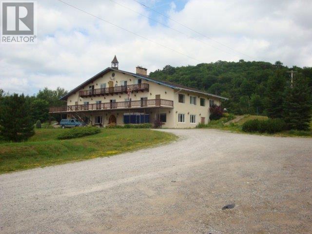 44 Robertson Lake Rd, Vankoughnet Township, Ontario  P0S 1E0 - Photo 2 - SM263025