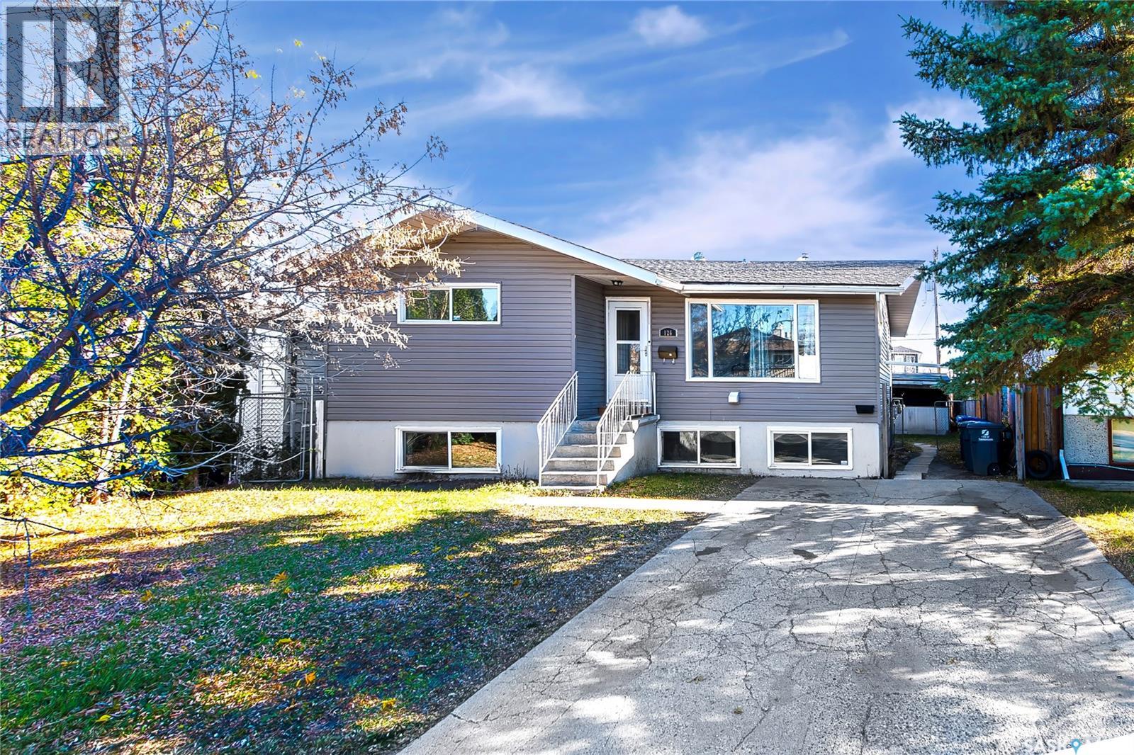 126 Y Avenue S, Saskatoon, Saskatchewan  S7M 3J3 - Photo 3 - SK052149