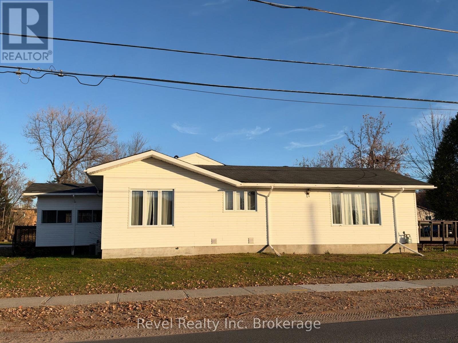 391 Mattawan Street, Mattawa, Ontario  P0H 1V0 - Photo 2 - X14129462