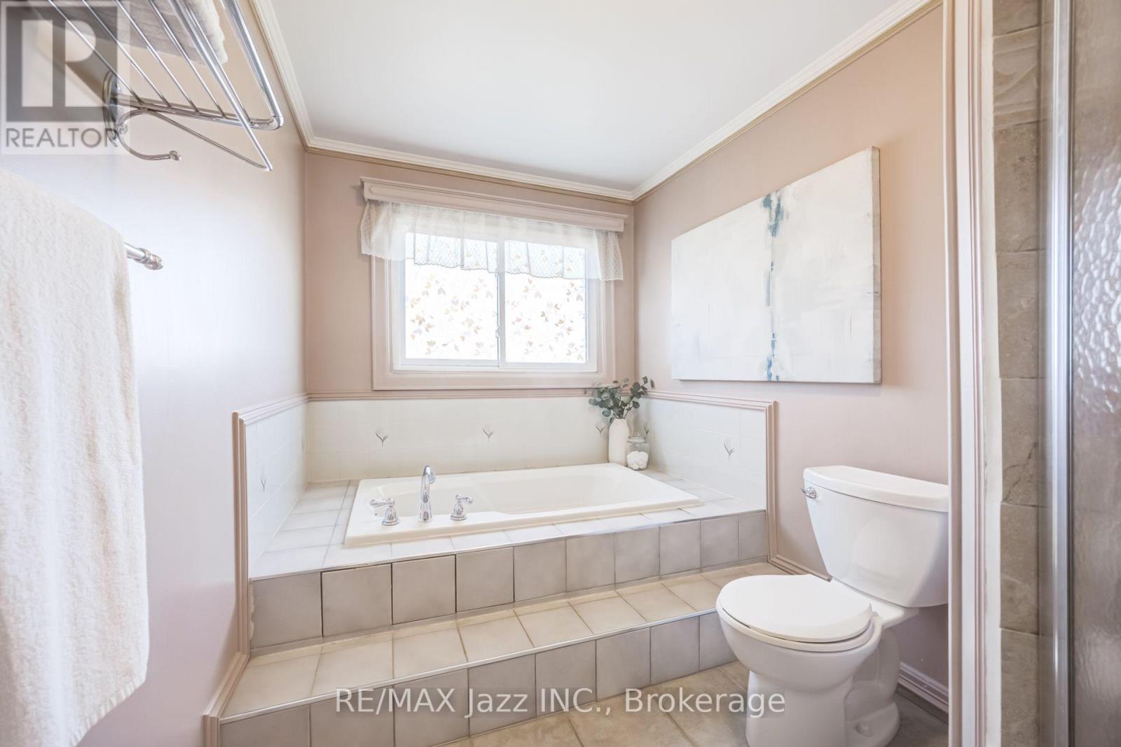 2 Coomer Crescent, Ajax, Ontario  L1T 3B6 - Photo 31 - E14129428