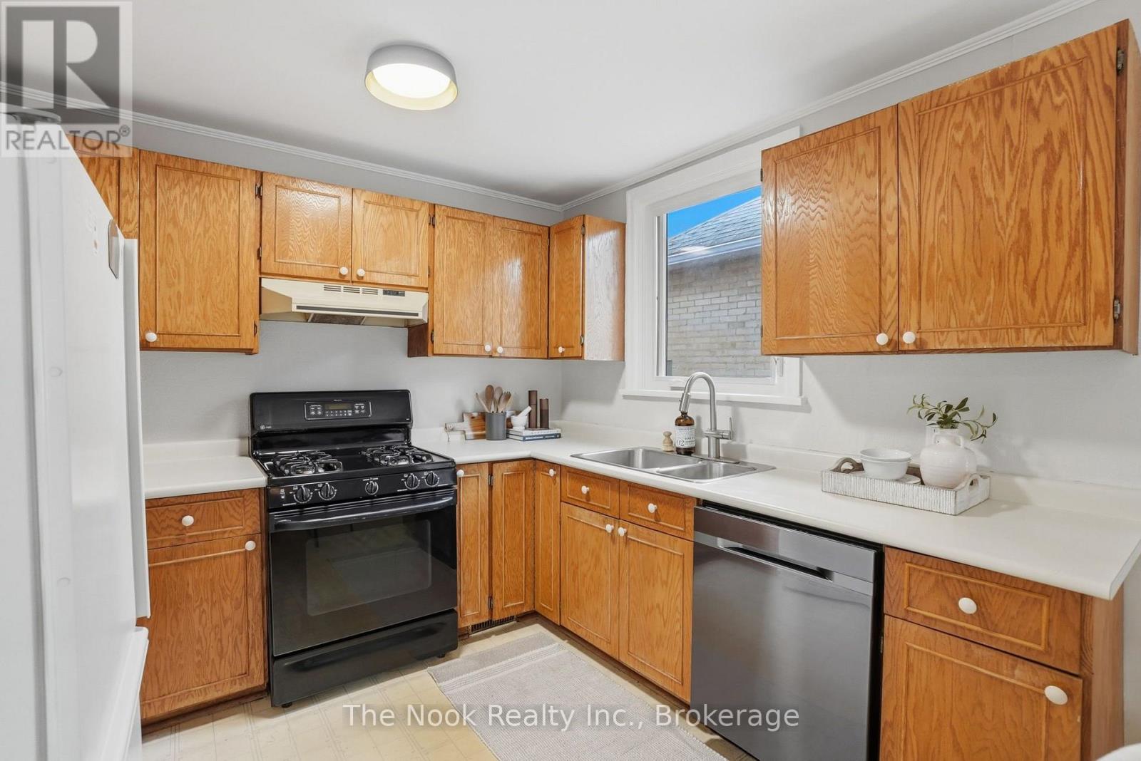 343 Bruce Street, Oshawa, Ontario  L1H 1R6 - Photo 12 - E14129524