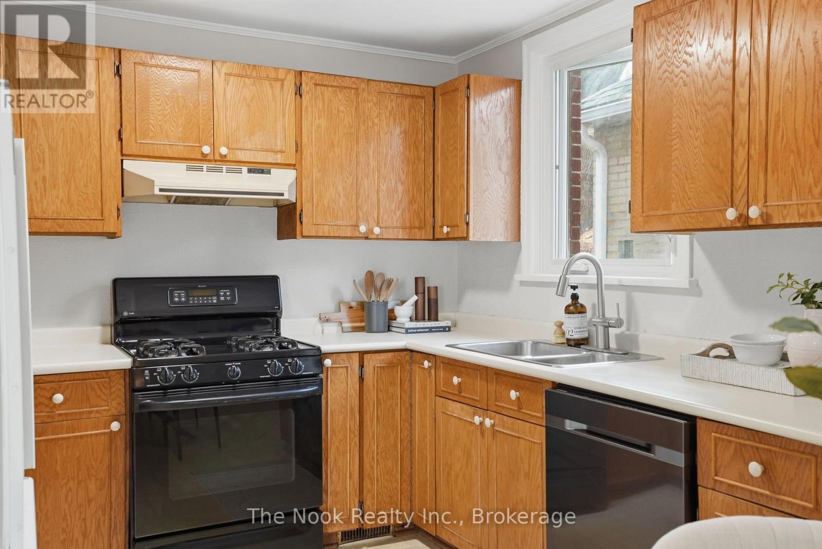 343 Bruce Street, Oshawa, Ontario  L1H 1R6 - Photo 13 - E14129524
