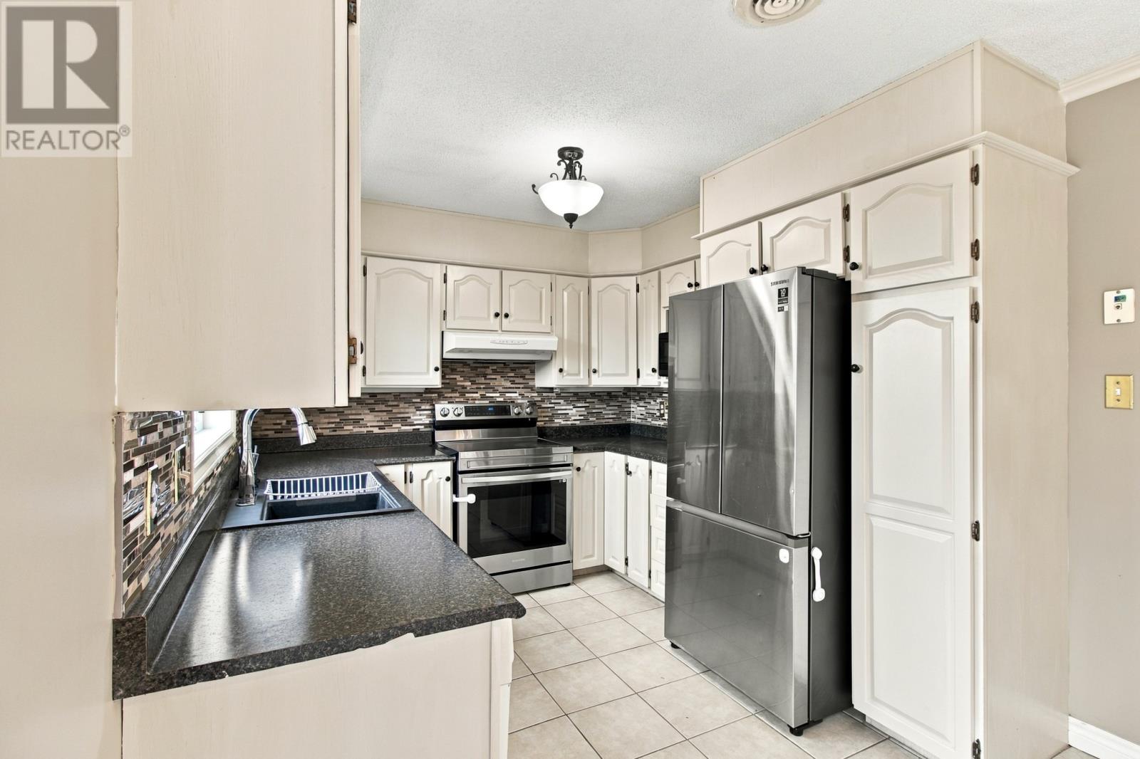 28 Penney Crescent, St. John’s — photo 10