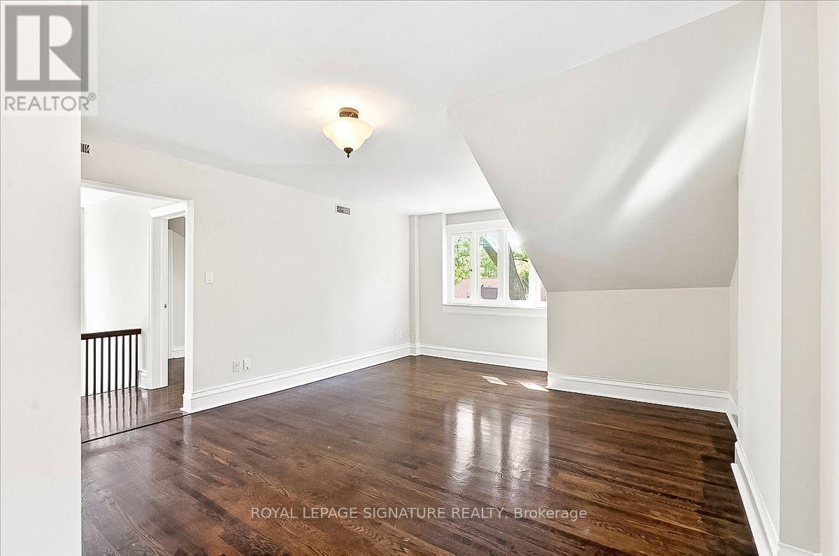 3 - 12 FOXBAR ROAD, Toronto, Ontario