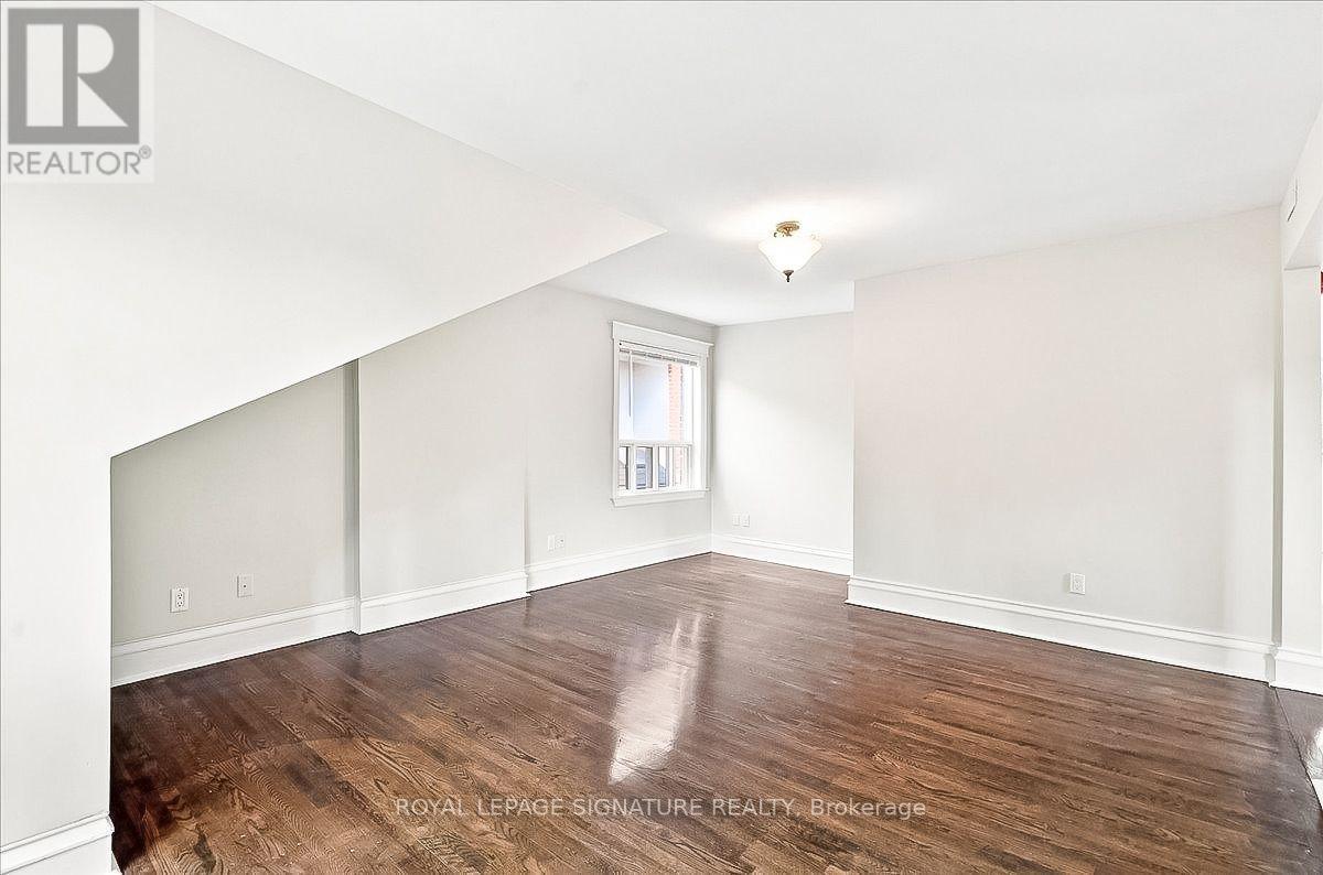 3 - 12 Foxbar Road, Toronto, Ontario  M4V 2G6 - Photo 3 - C14129632