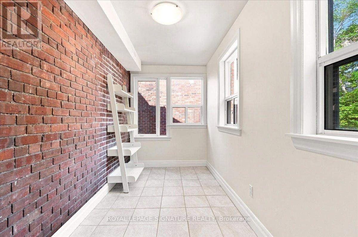 2 - 12 Foxbar Road, Toronto, Ontario  M4V 2G6 - Photo 12 - C14129642
