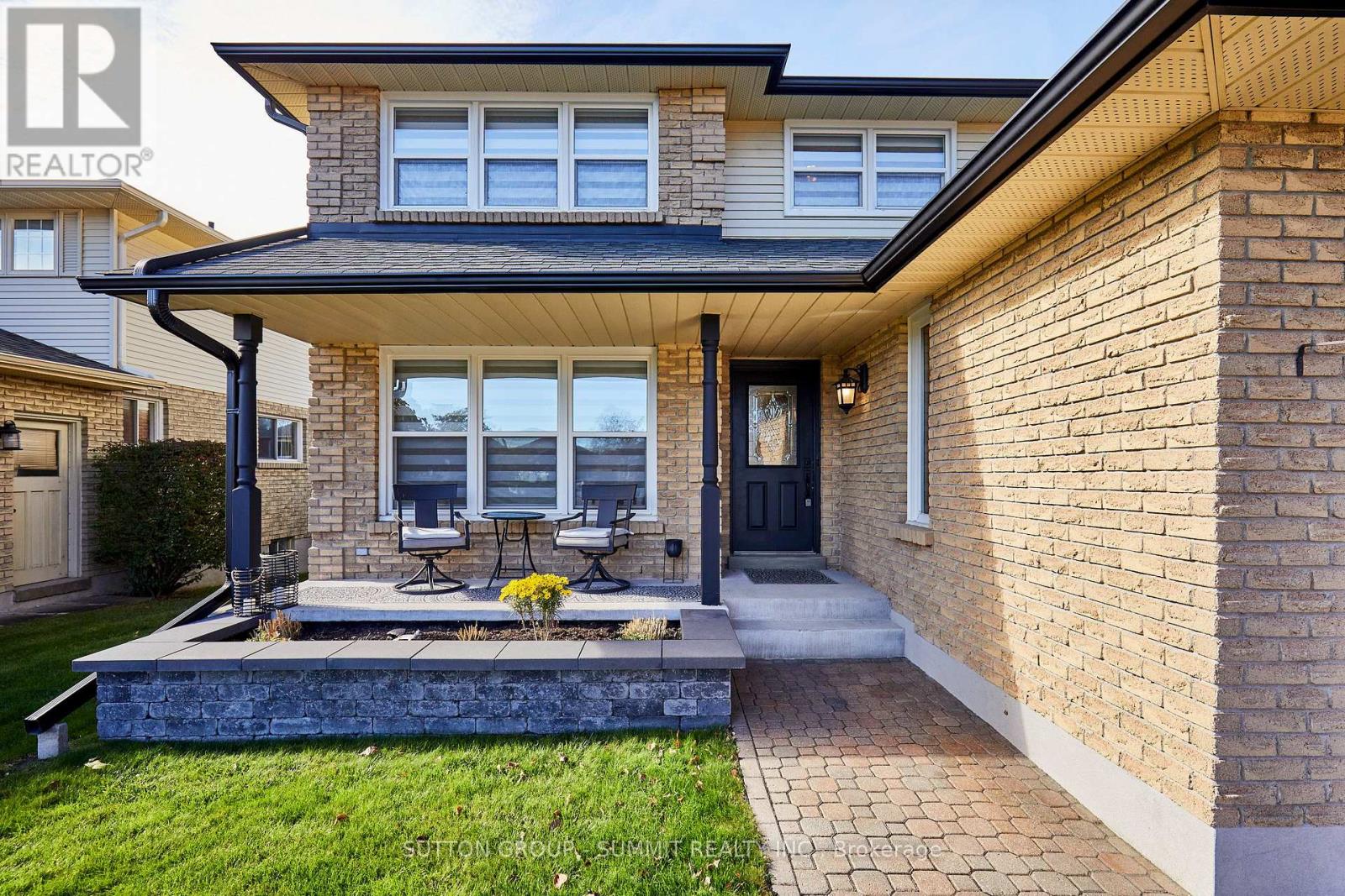 742 Griffith Street, Oshawa, Ontario  L1J 7N5 - Photo 3 - E14129598