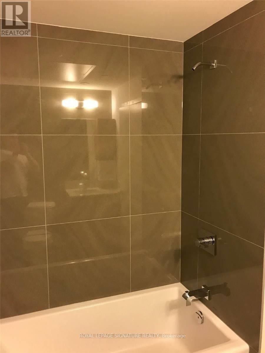 826 - 15 Baseball Place, Toronto, Ontario  M4M 0E7 - Photo 11 - E14129606