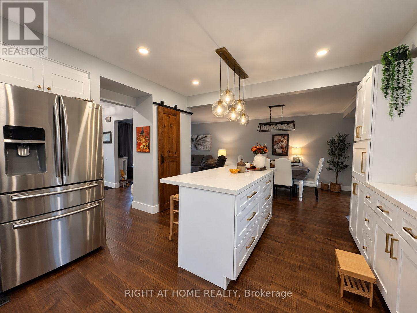 Upper - 1871 Una Road, Pickering, Ontario  L1V 3J5 - Photo 6 - E14129618