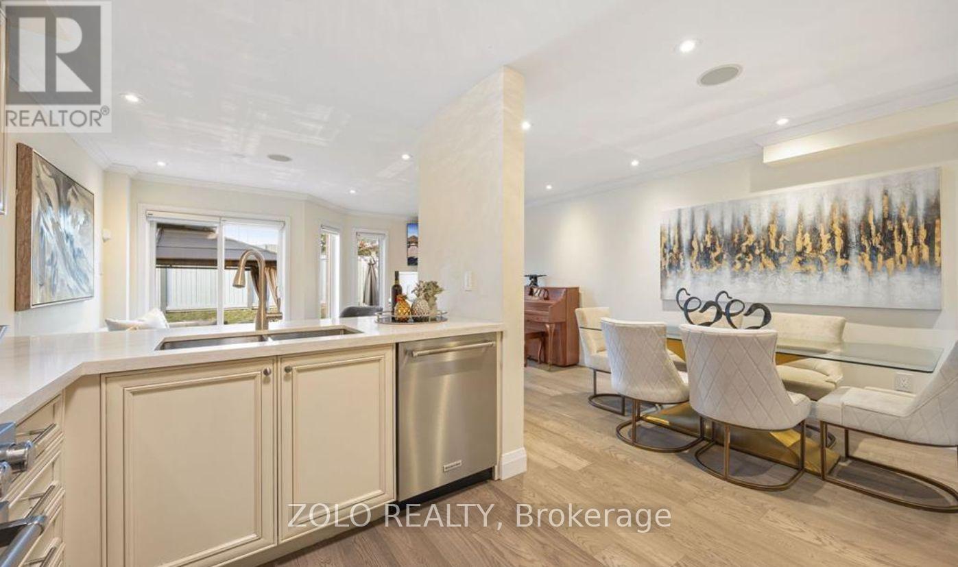 57 Brightsview Drive, Richmond Hill, Ontario  L4E 3Z1 - Photo 8 - N14129464