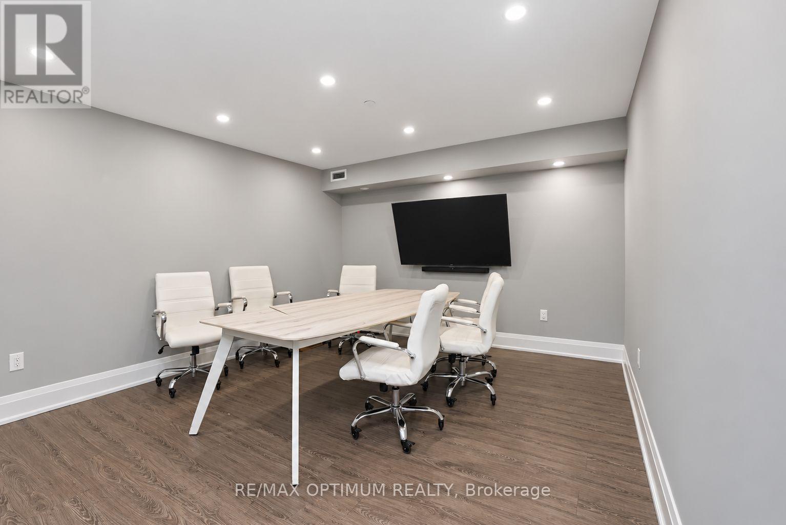 5 - 5500 Tomken Road, Mississauga, Ontario  L4W 2Z4 - Photo 6 - W14129152