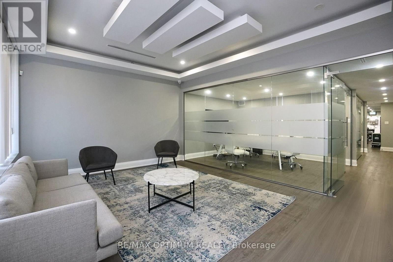 5 - 5500 Tomken Road, Mississauga, Ontario  L4W 2Z4 - Photo 2 - W14129152