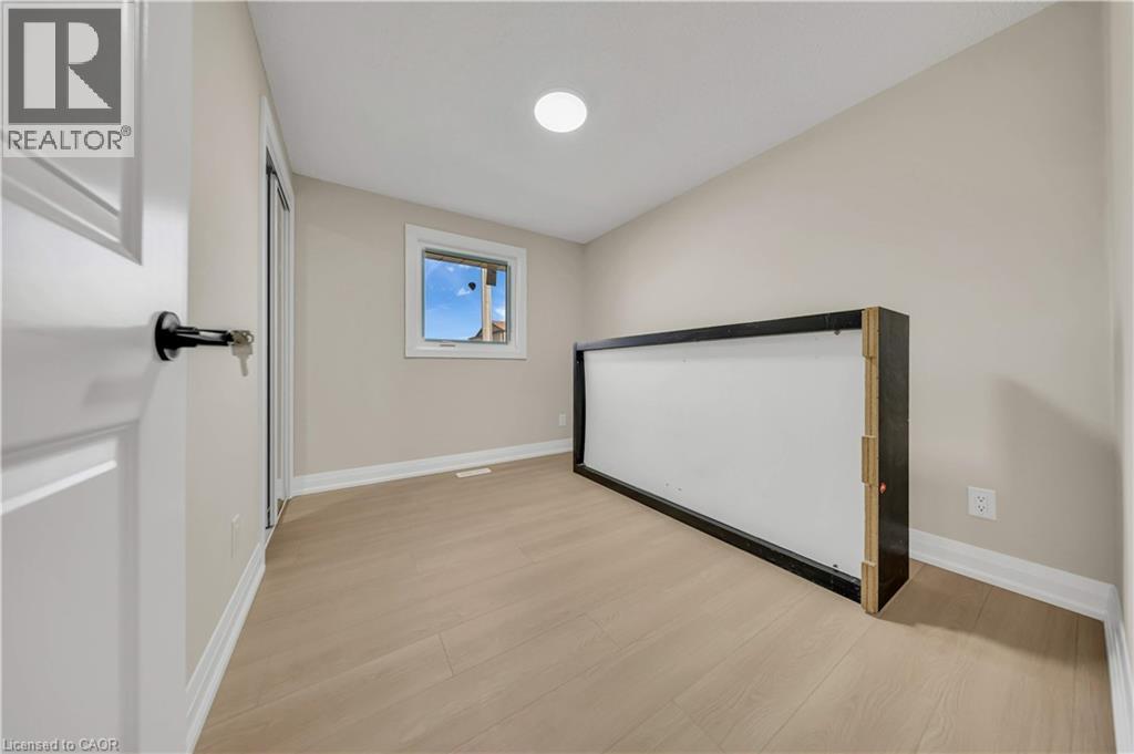 797 Doon Village Road, Kitchener, Ontario  N2P 1A1 - Photo 18 - 40875103