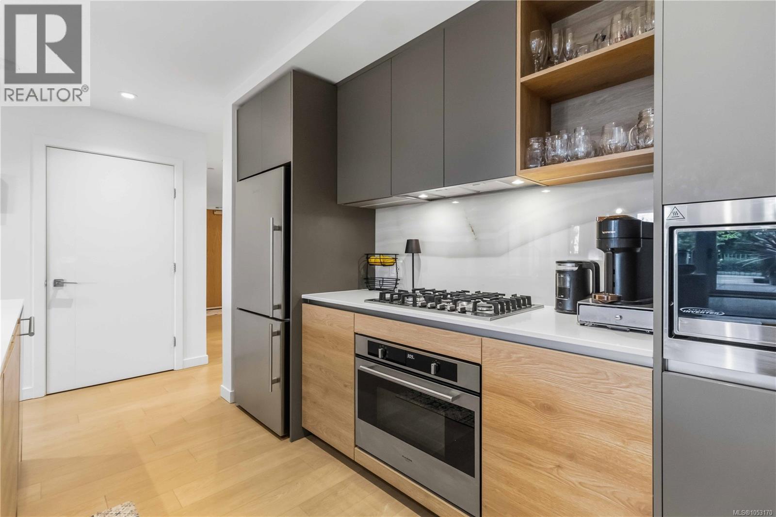G111 369 Tyee Rd