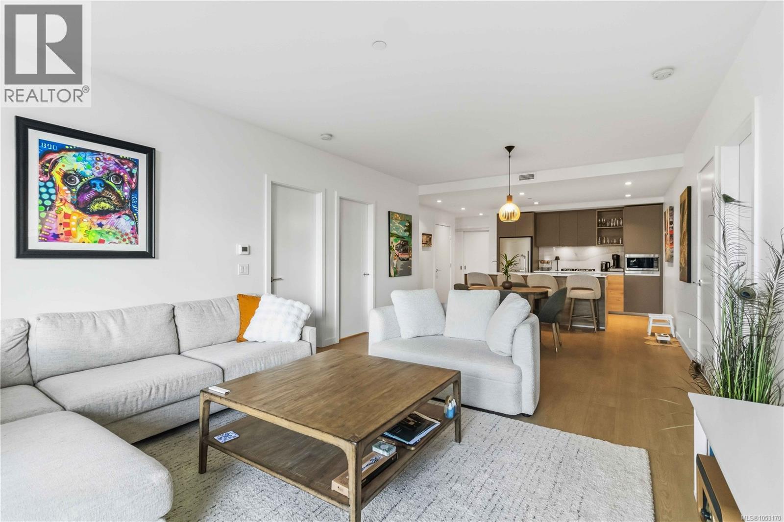 G111 369 Tyee Rd