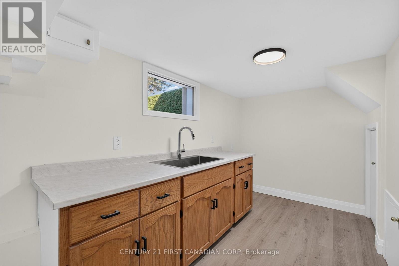 636 Wallace Street, London East, Ontario  N5Y 3R7 - Photo 33 - X14129674