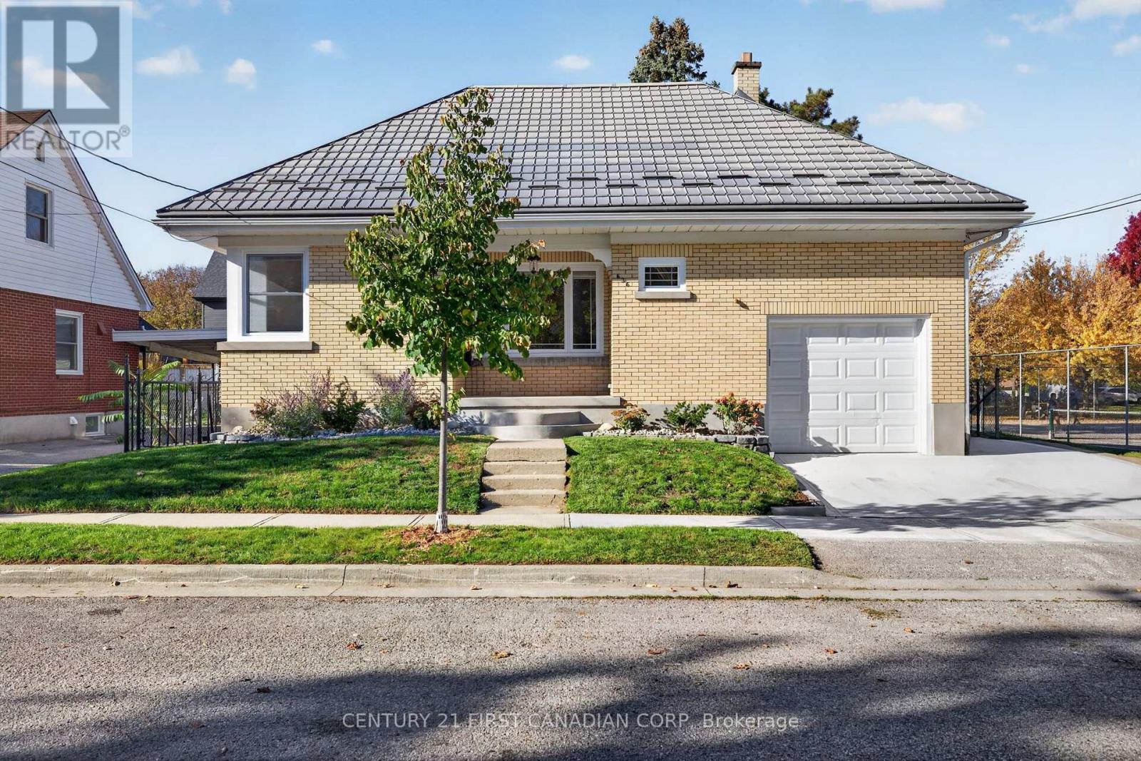 636 Wallace Street, London East, Ontario  N5Y 3R7 - Photo 4 - X14129674
