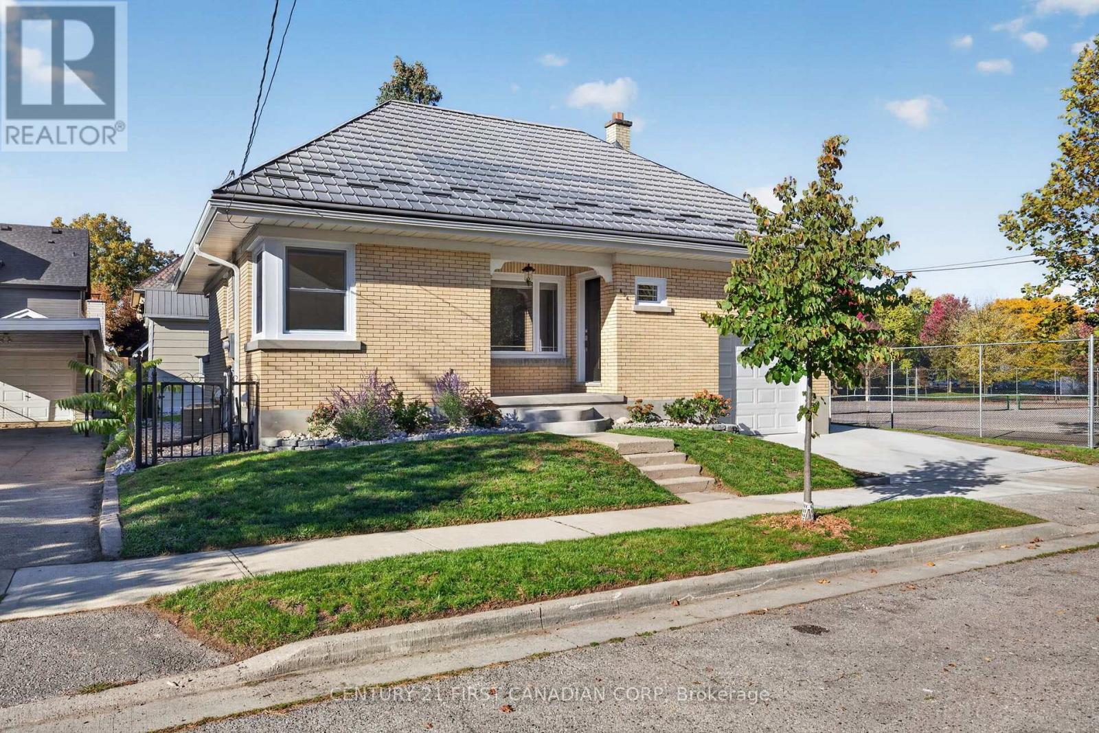 636 Wallace Street, London East, Ontario  N5Y 3R7 - Photo 5 - X14129674