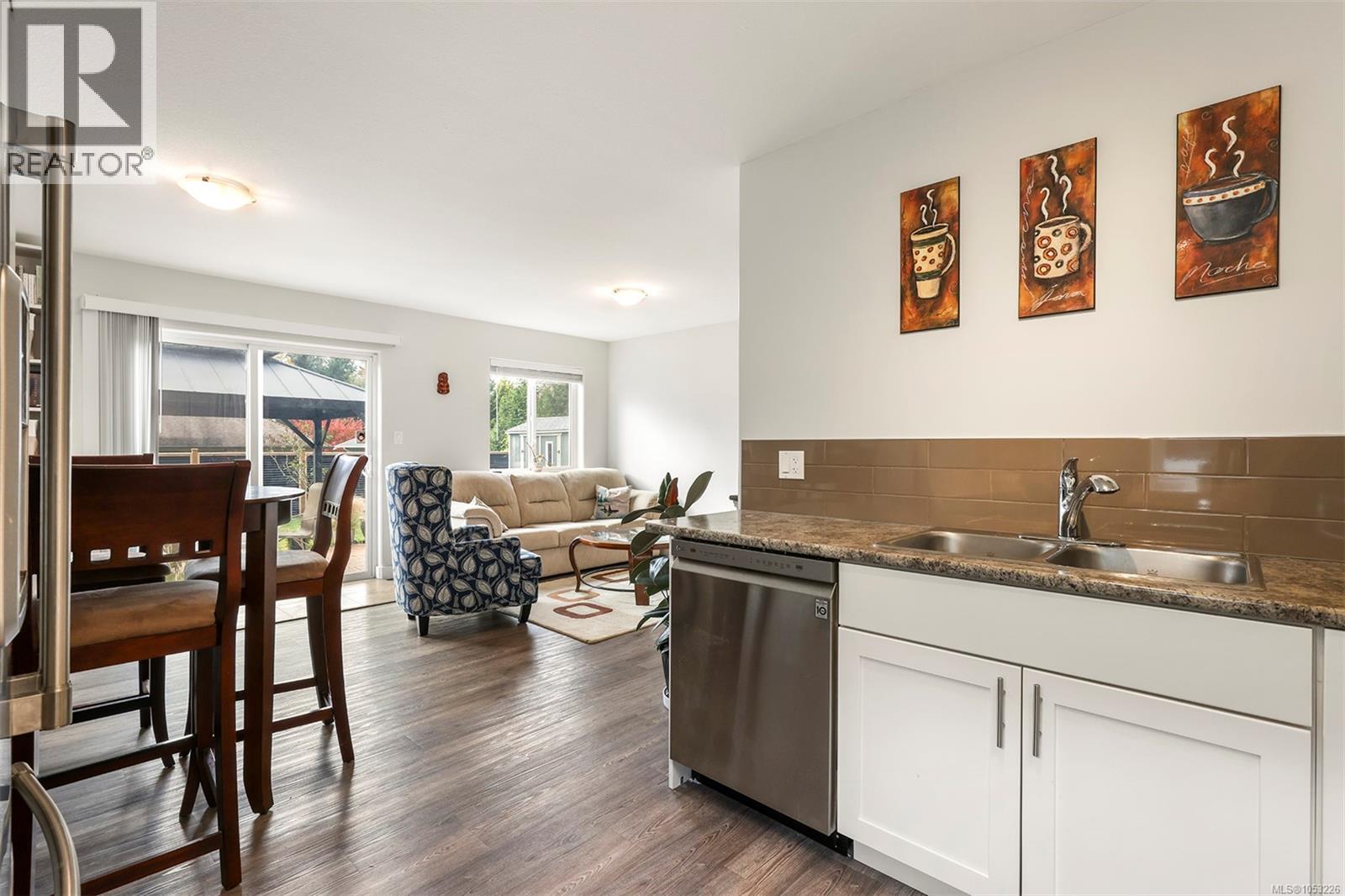 749 Timberline Dr