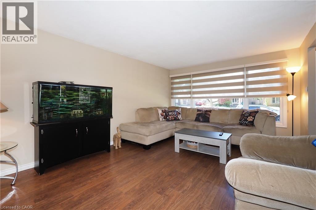 79 The Greenway, Cambridge, Ontario  N1R 6L6 - Photo 5 - 40875051