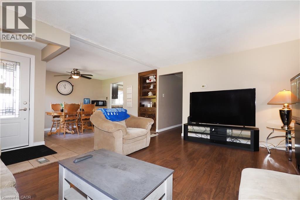 79 The Greenway, Cambridge, Ontario  N1R 6L6 - Photo 7 - 40875051