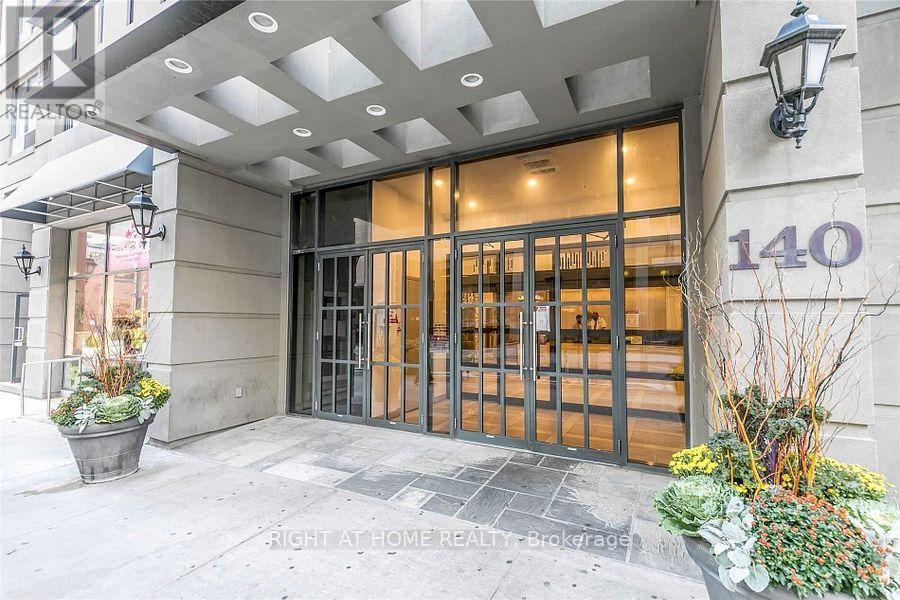 301 - 140 Simcoe Street, Toronto, Ontario  M5H 4E9 - Photo 2 - C14129718