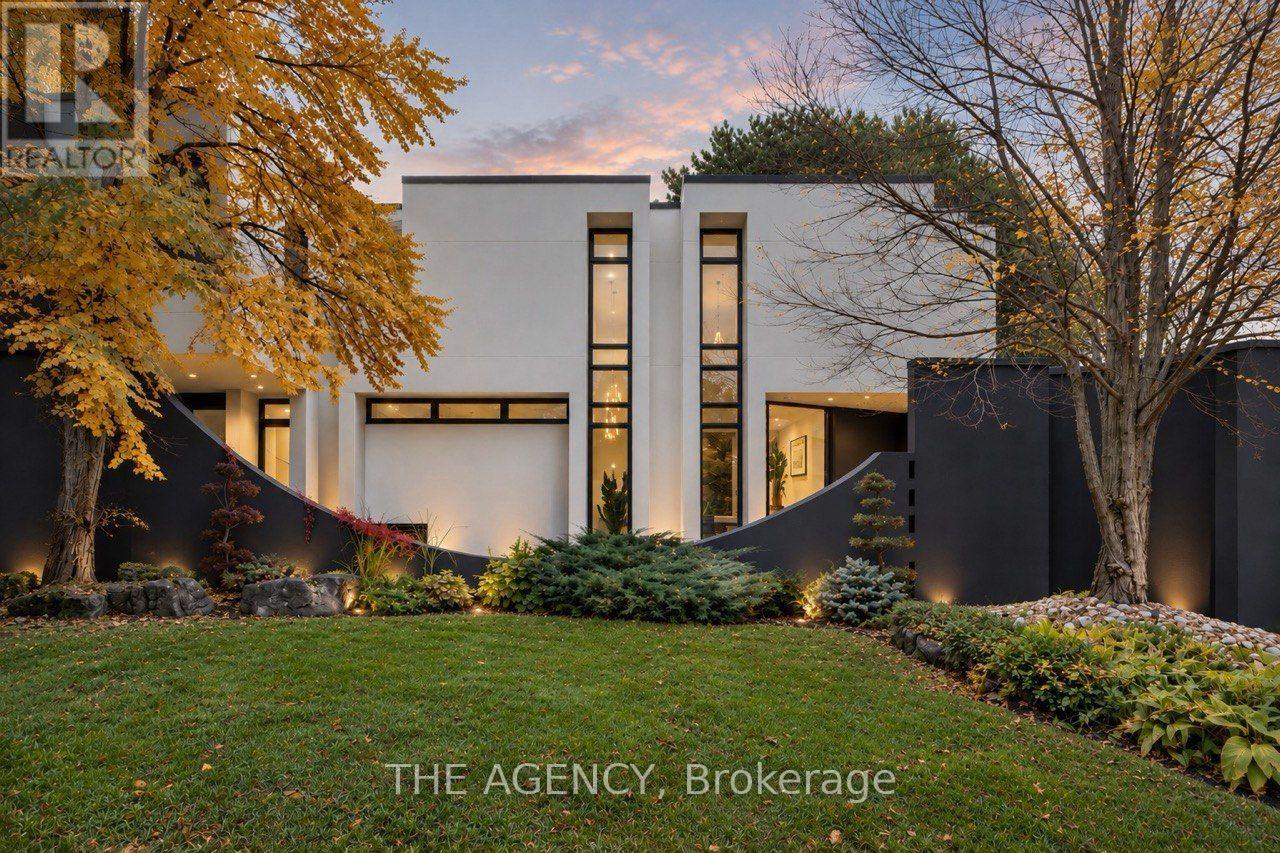 101 BANBURY ROAD, Toronto, Ontario