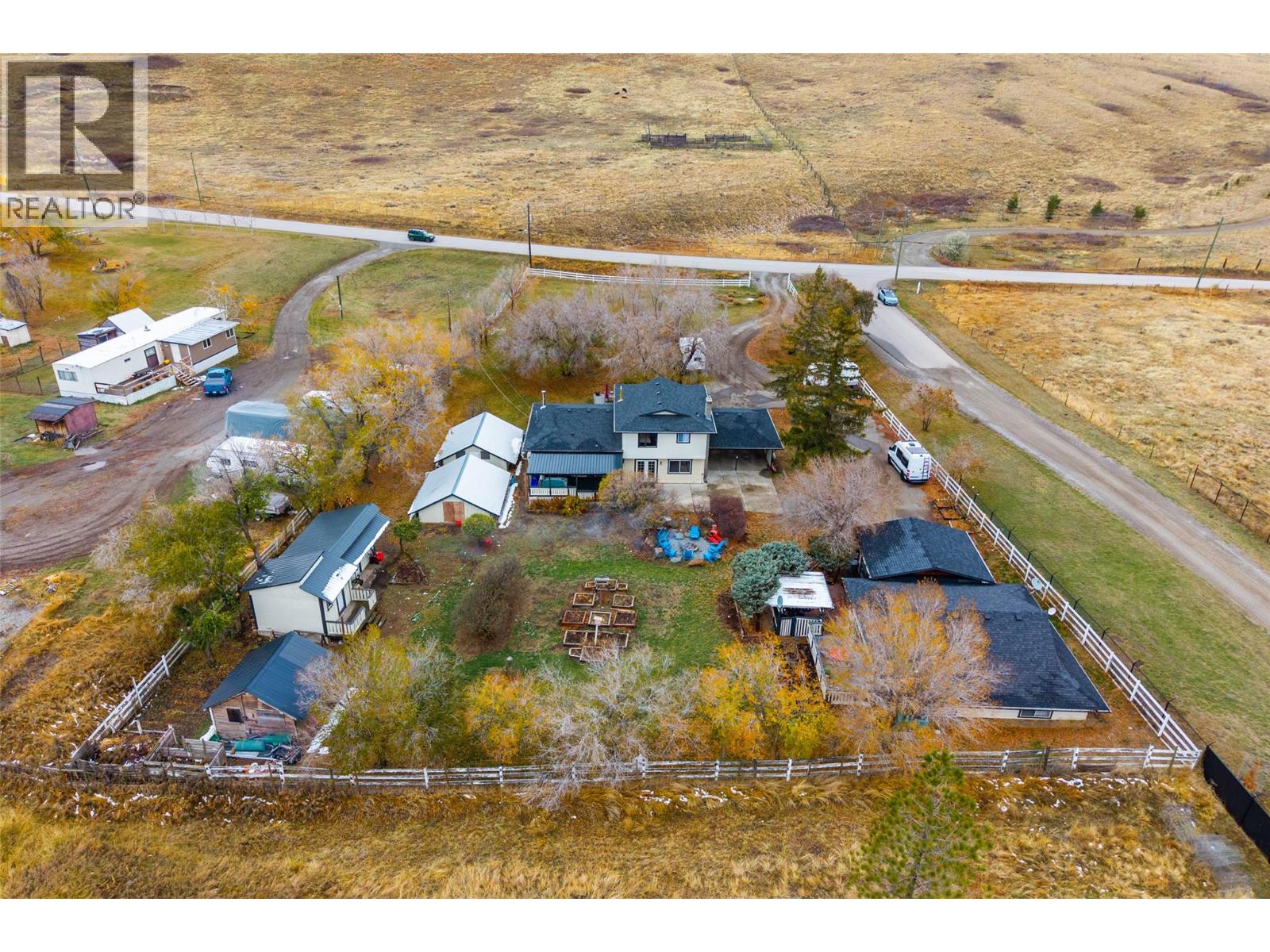 2828 Long Lake Road
