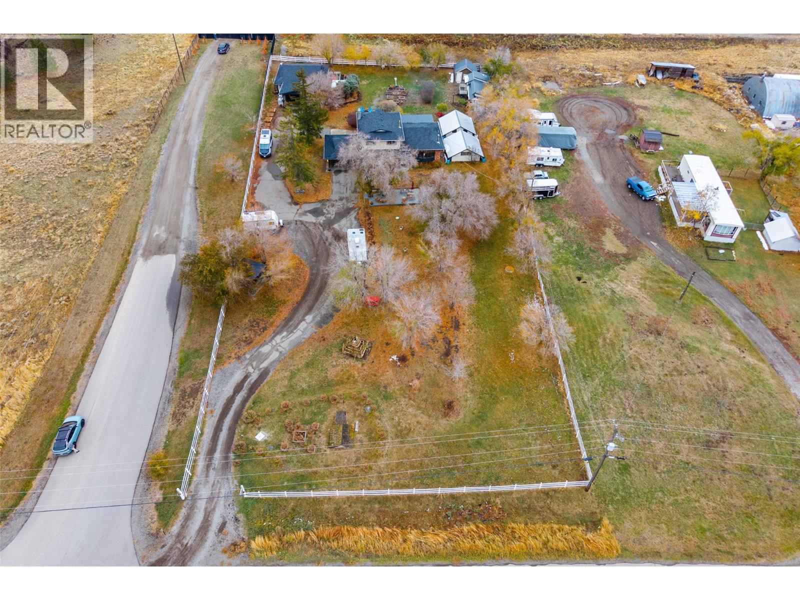 2828 Long Lake Road