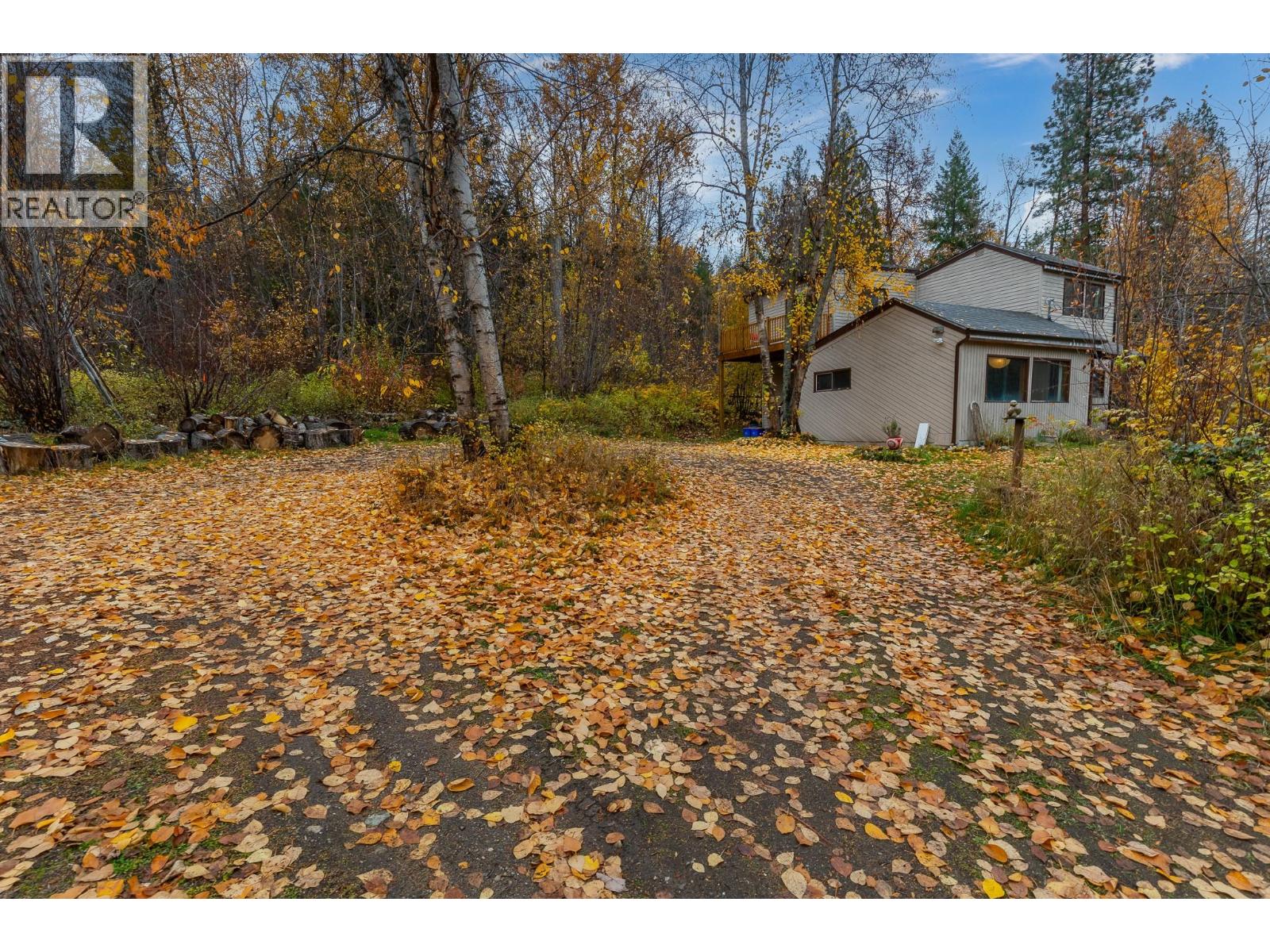 7275 Tillicum Road, Vernon, British Columbia  V1B 3N9 - Photo 3 - 10404497