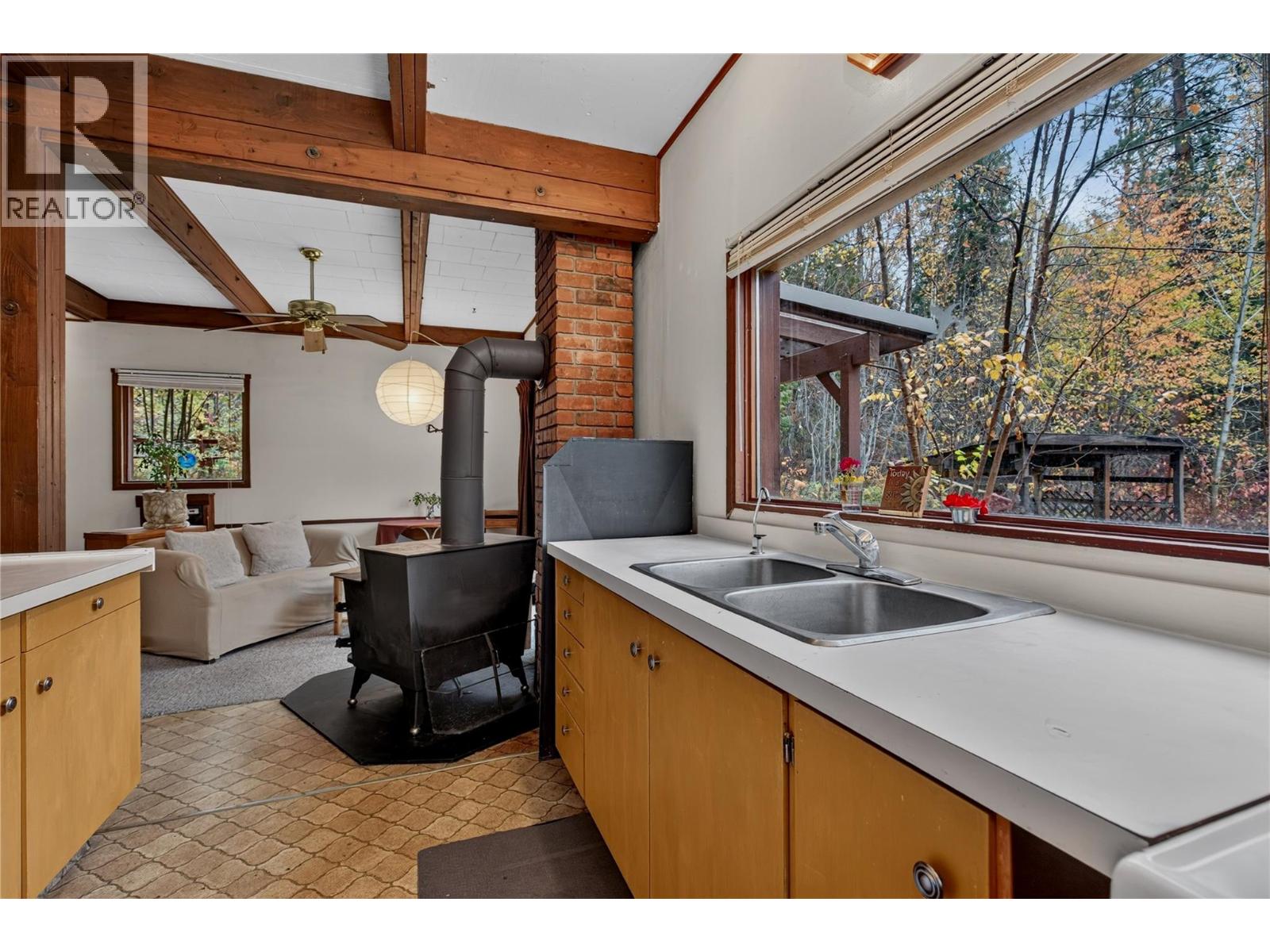 7275 Tillicum Road, Vernon, British Columbia  V1B 3N9 - Photo 19 - 10404497