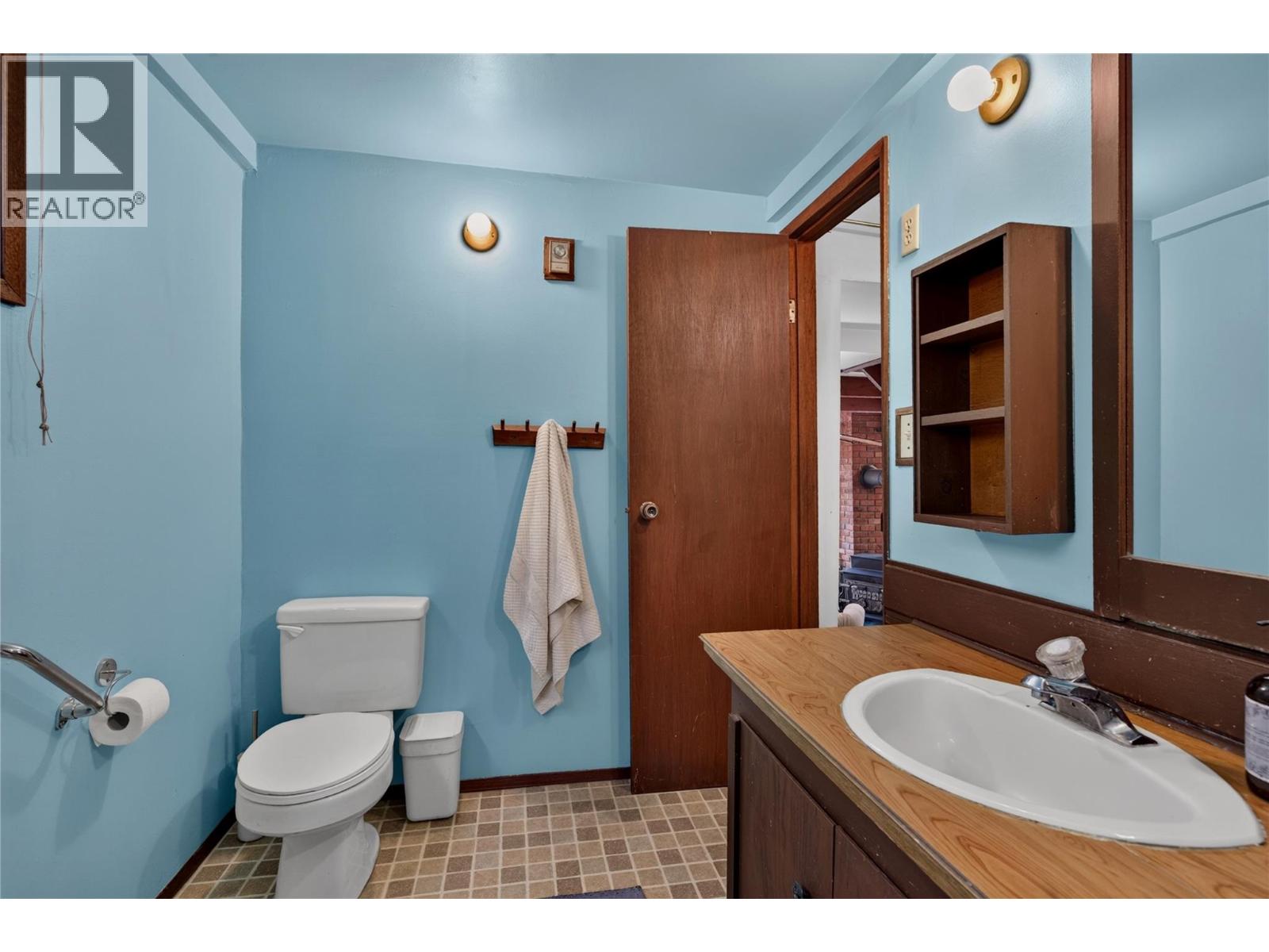 7275 Tillicum Road, Vernon, British Columbia  V1B 3N9 - Photo 36 - 10404497