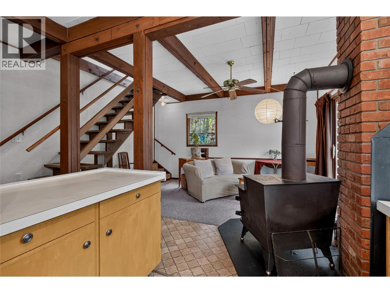 7275 Tillicum Road, Vernon, British Columbia  V1B 3N9 - Photo 20 - 10404497