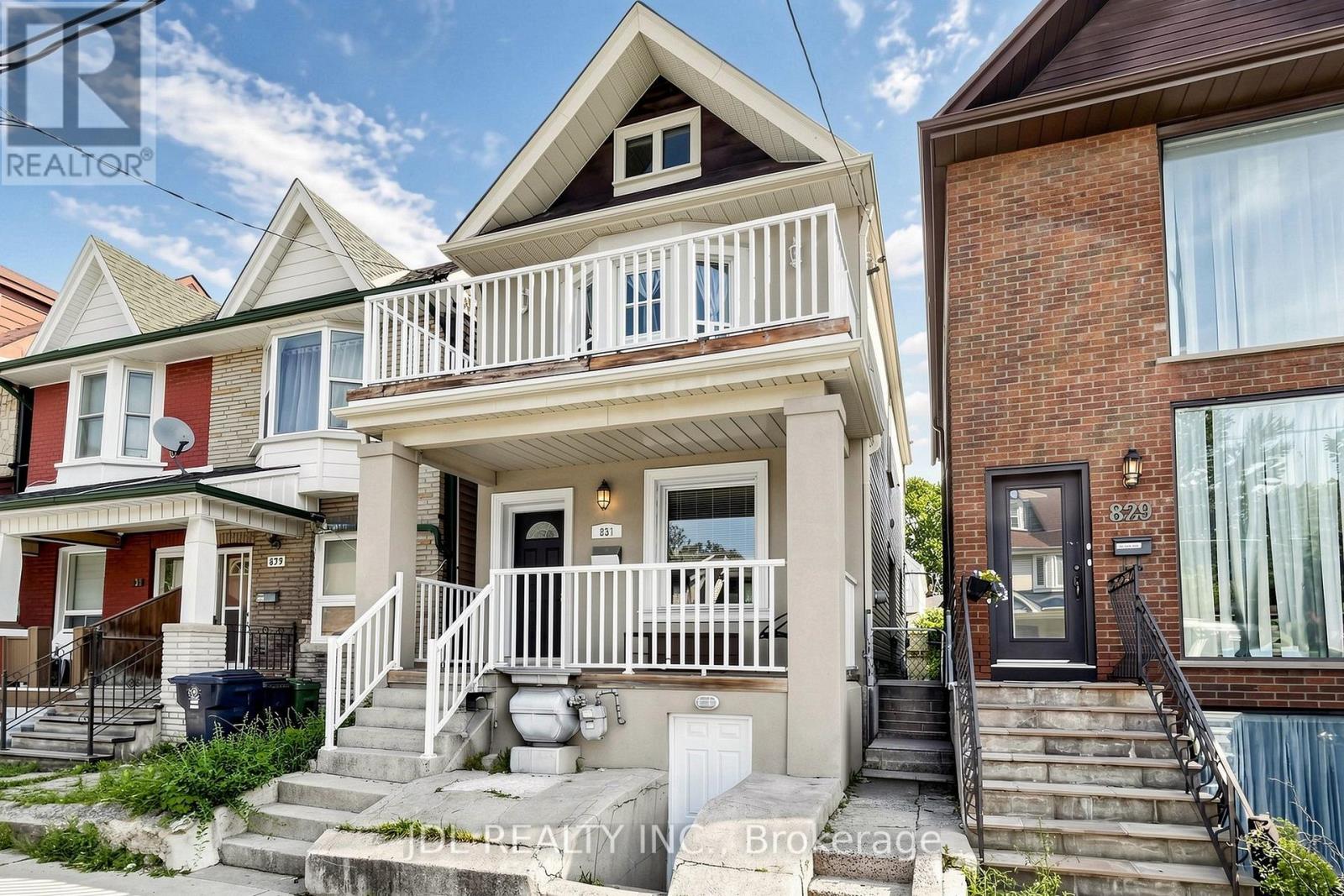 831 PAPE AVENUE, Toronto, Ontario