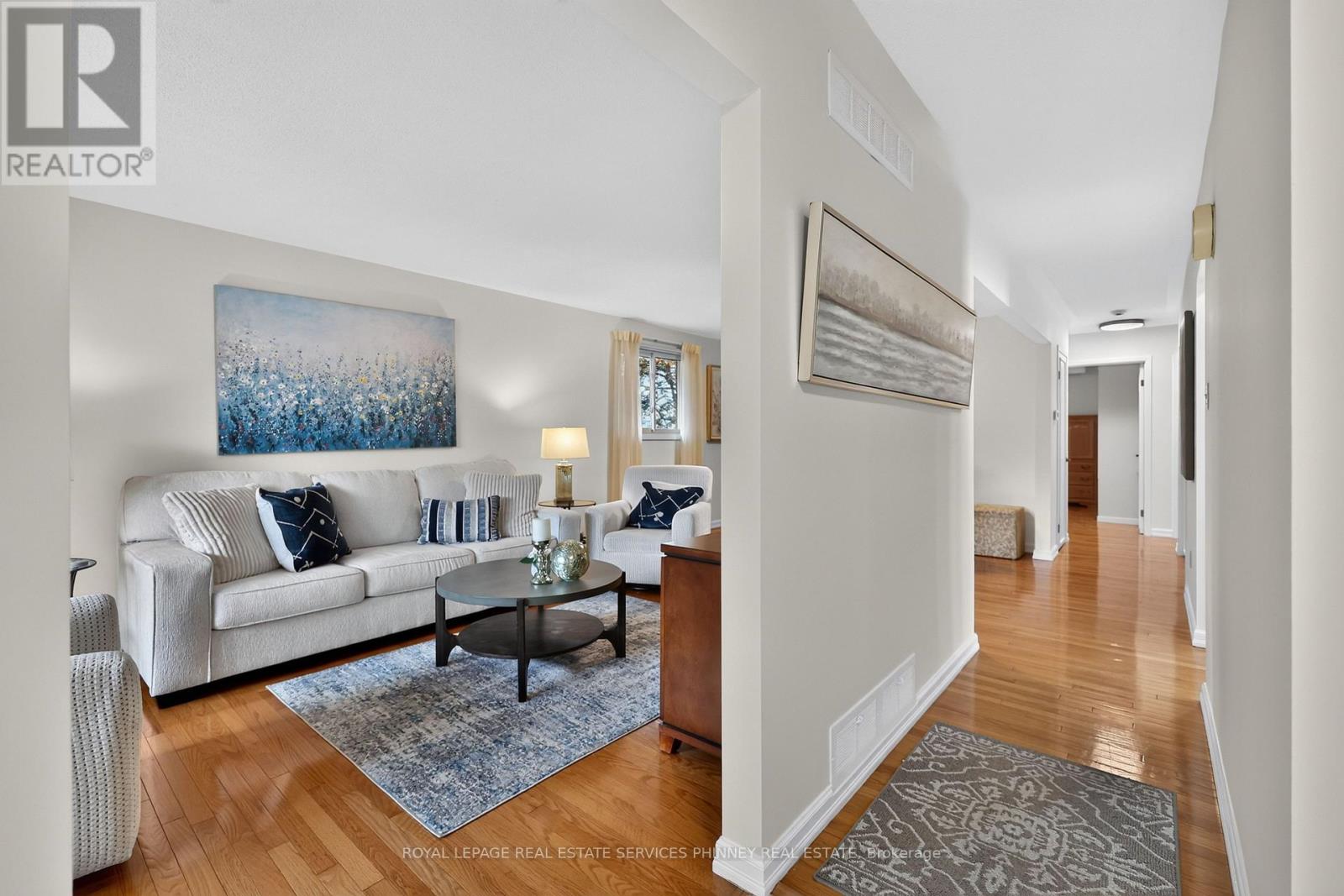 102 Applewood Crescent, Whitby, Ontario  L1N 2E7 - Photo 6 - E14129706