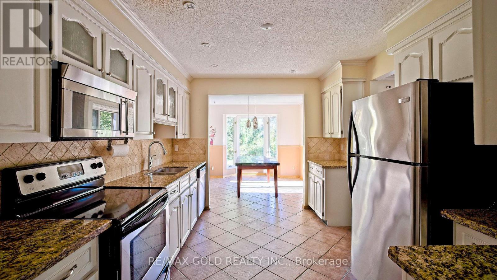 51 Beck Boulevard, Penetanguishene, Ontario  L9M 1E2 - Photo 14 - S14129712