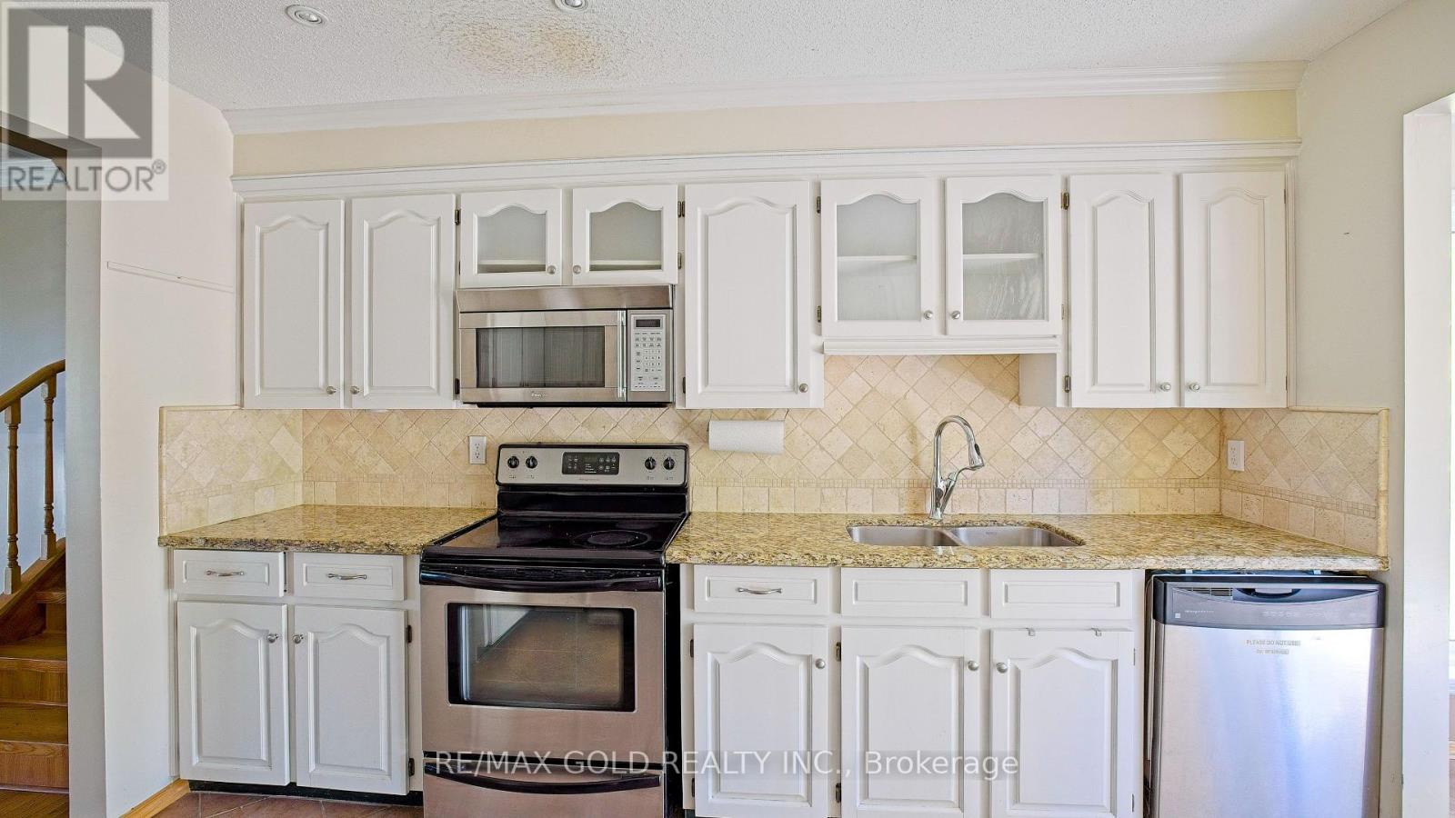 51 Beck Boulevard, Penetanguishene, Ontario  L9M 1E2 - Photo 15 - S14129712