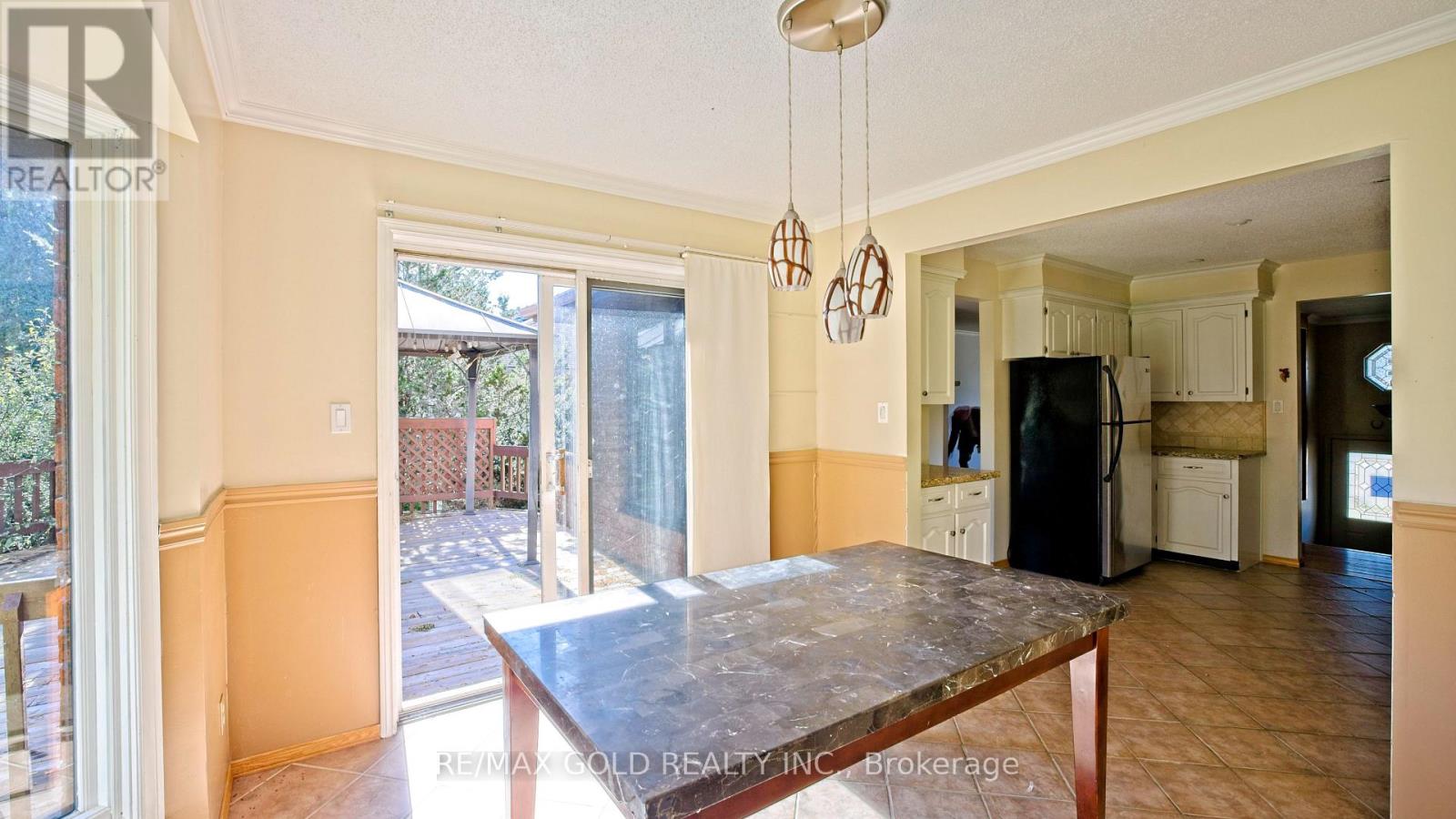 51 Beck Boulevard, Penetanguishene, Ontario  L9M 1E2 - Photo 17 - S14129712