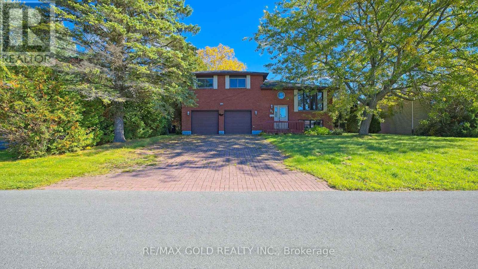 51 Beck Boulevard, Penetanguishene, Ontario  L9M 1E2 - Photo 2 - S14129712
