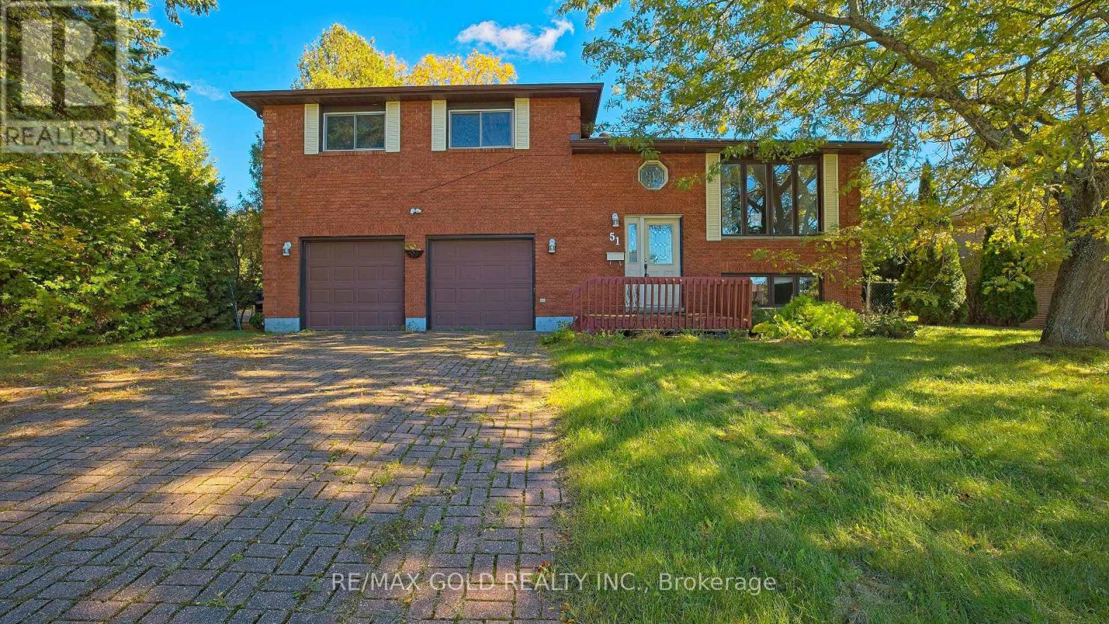 51 Beck Boulevard, Penetanguishene, Ontario  L9M 1E2 - Photo 3 - S14129712