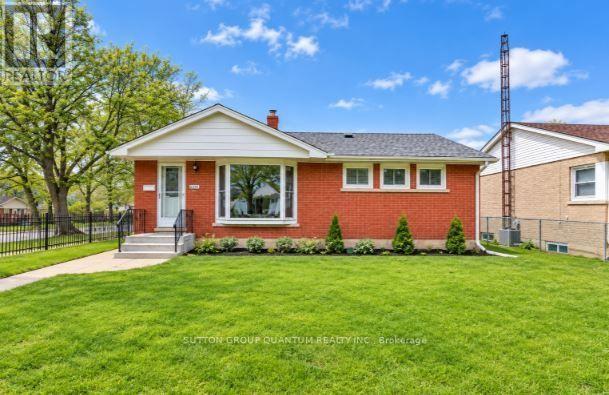 6358 Burdette Drive, Niagara Falls, Ontario  L2E 5H2 - Photo 2 - X14114194