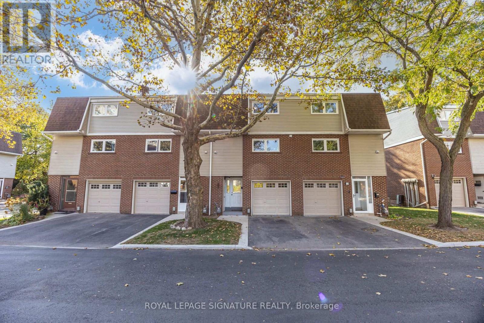 16 - 960 WARWICK COURT, Burlington, Ontario