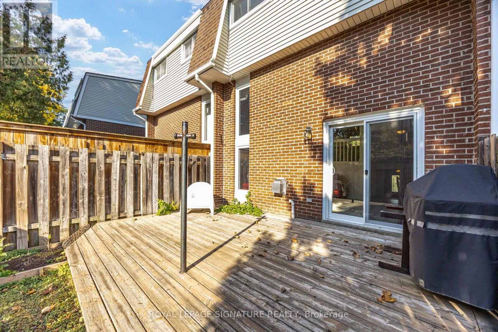 16 - 960 Warwick Court, Burlington, Ontario  L7T 4C5 - Photo 43 - W14129658