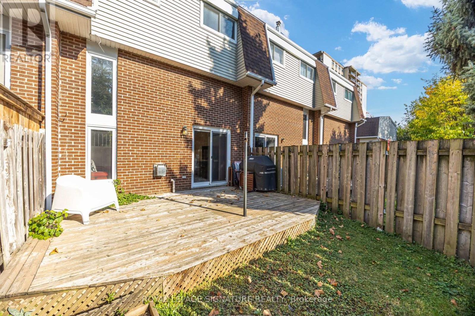 16 - 960 Warwick Court, Burlington, Ontario  L7T 4C5 - Photo 46 - W14129658
