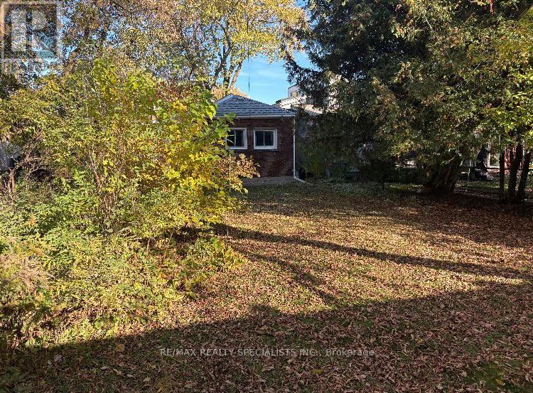 38 Thirty Second Street, Toronto, Ontario  M8W 3G4 - Photo 6 - W14129662