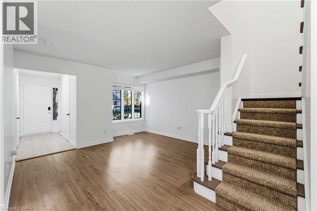 320 Hamilton Drive Unit# 10, Ancaster, Ontario  L9G 4W6 - Photo 5 - 40871599