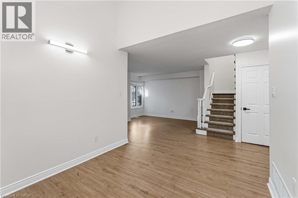 320 Hamilton Drive Unit# 10, Ancaster, Ontario  L9G 4W6 - Photo 8 - 40871599