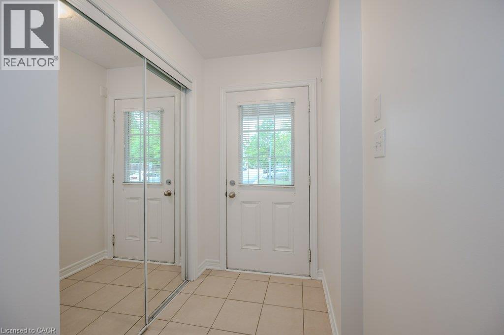 233 Duskywing Way Unit# 30, Oakville, Ontario  L6L 0C5 - Photo 3 - 40874328